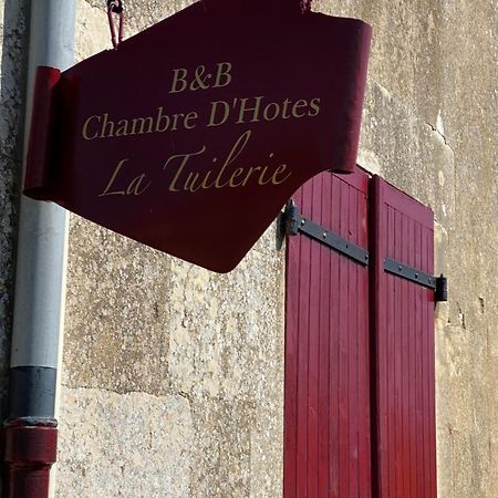 La Tuilerie Bed & Breakfast Verteuil-sur-Charente Bagian luar foto